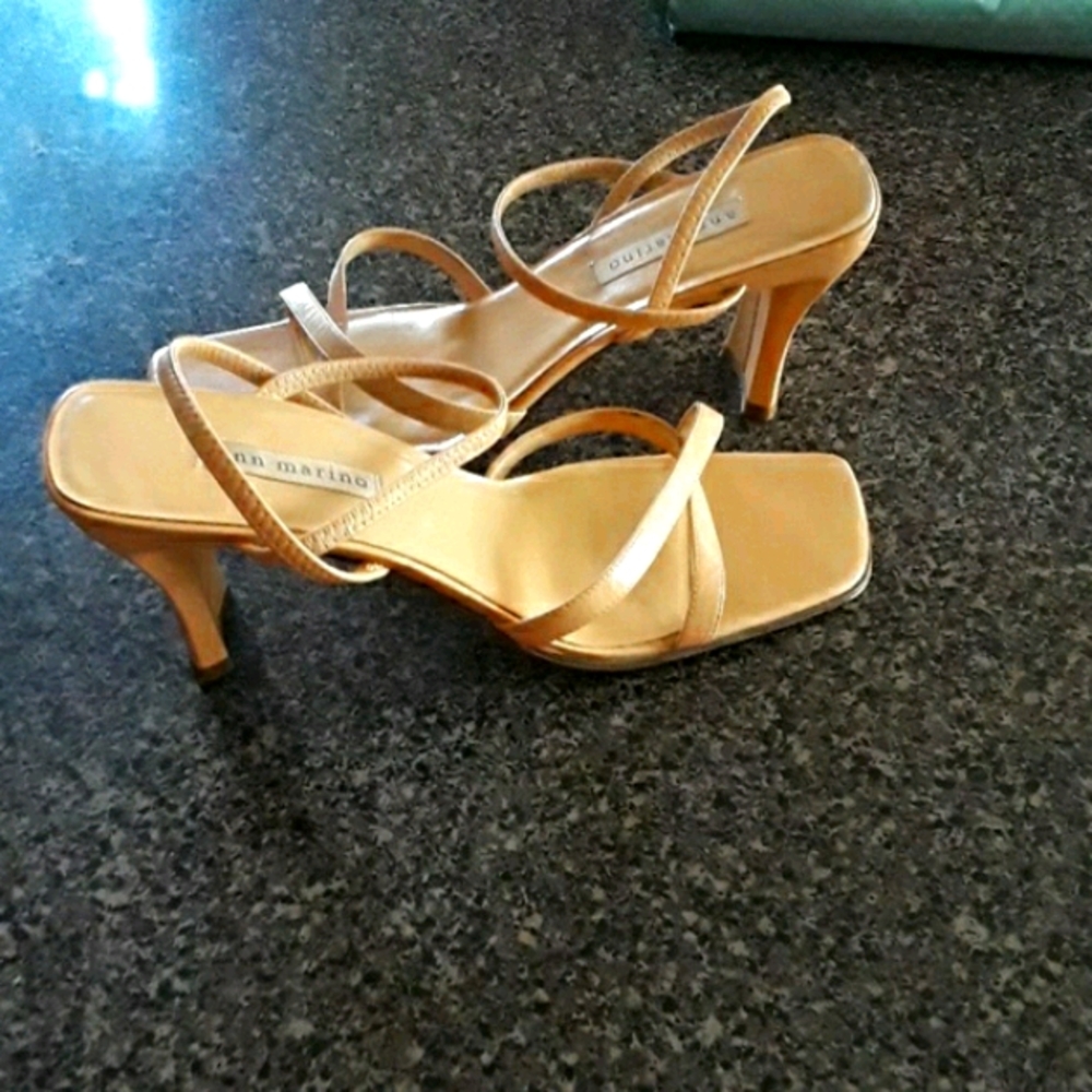 Shoes - Picture 2 of 10